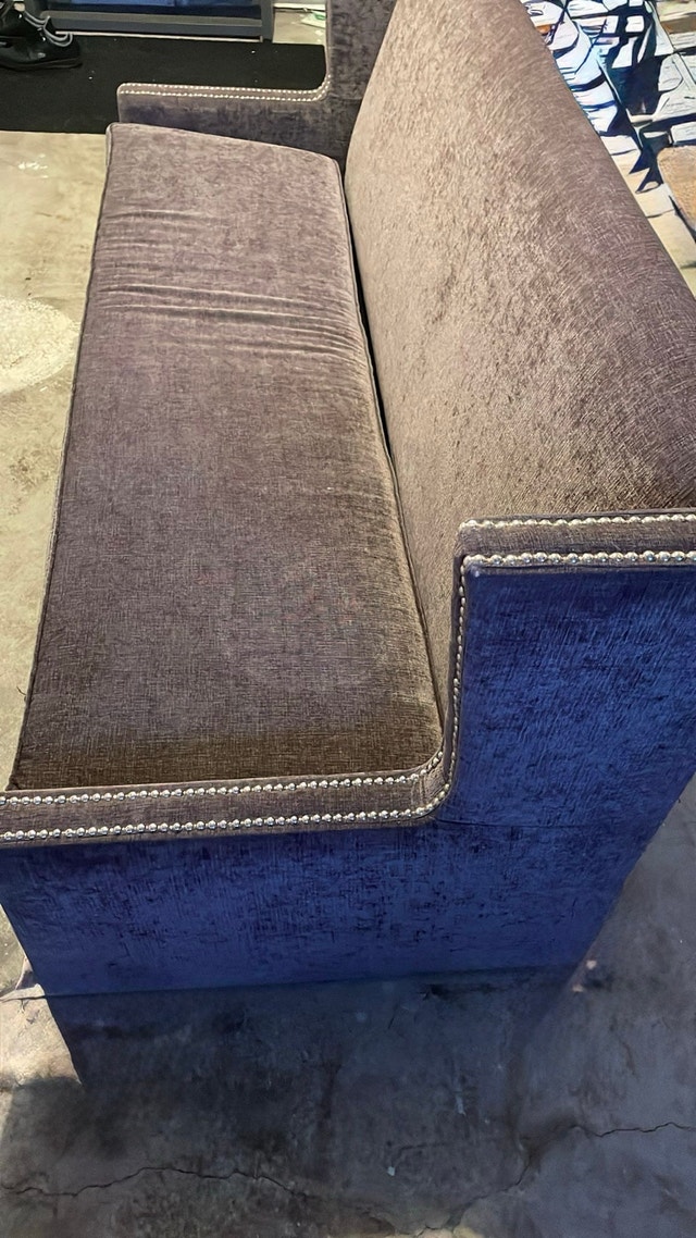 4 Seater Sofa - photo 3