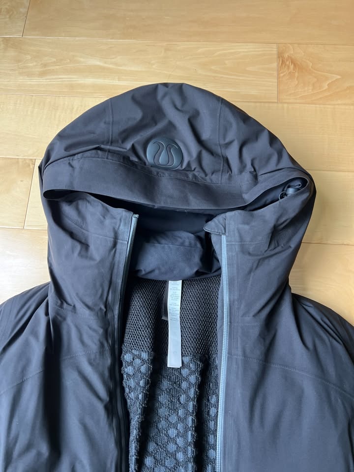 Lululemon Sleet Street Long Jacket - Black, Size 2 - photo 2