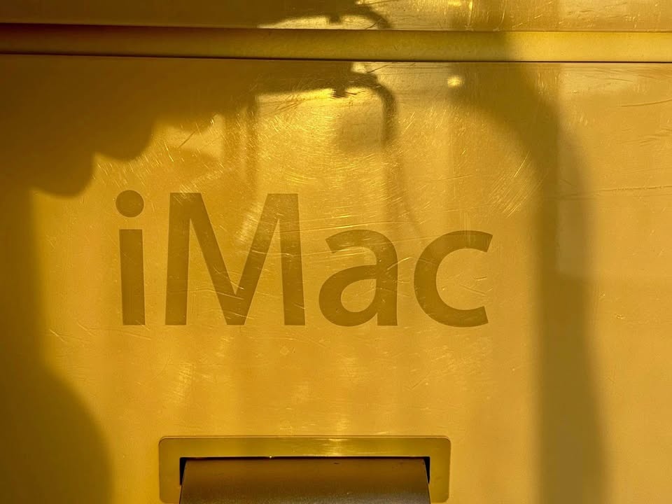 Apple iMac 2005