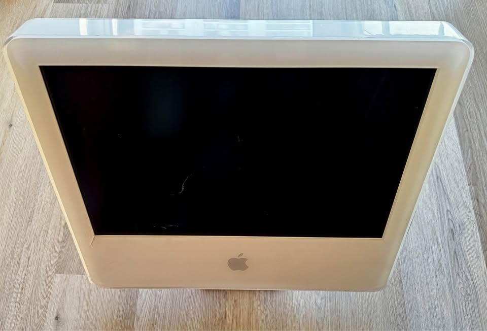 Apple iMac 2005 - photo 5