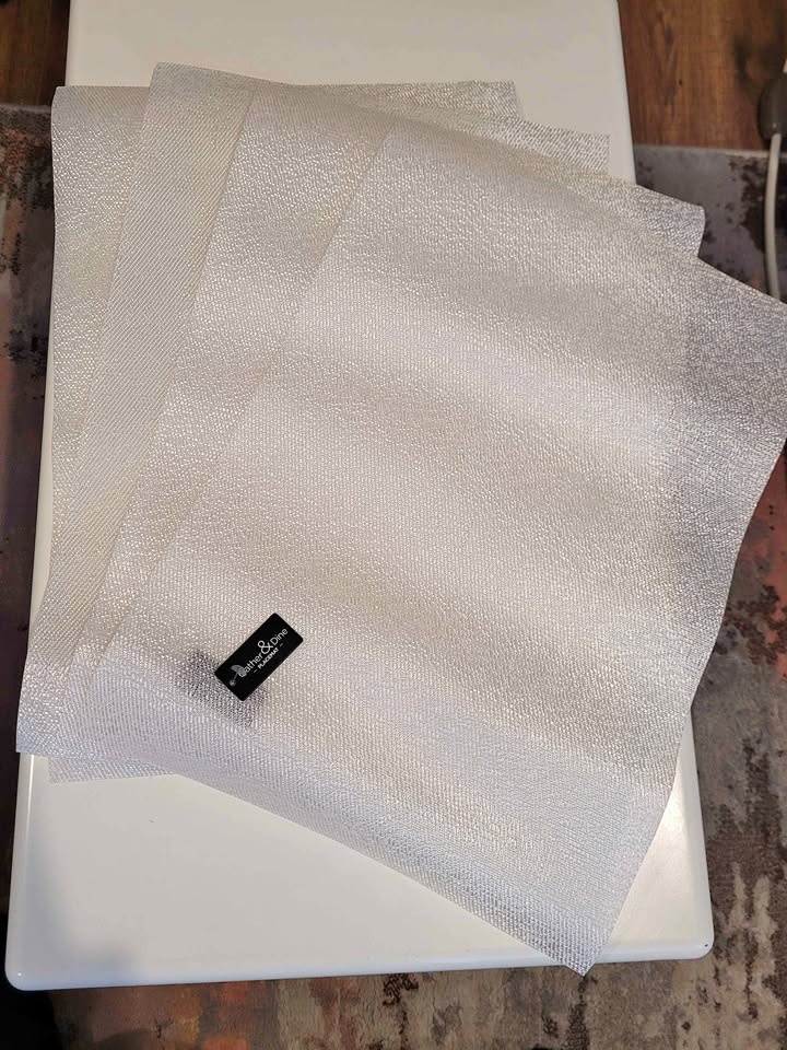Place mats x4