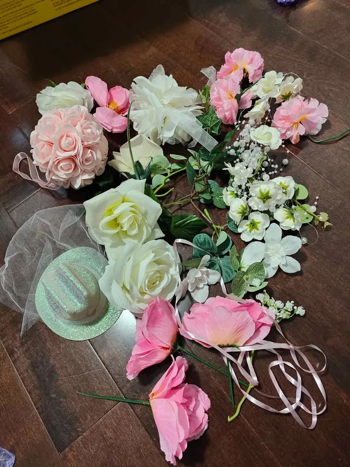 Flowers and greenery bunch image indicator(2)