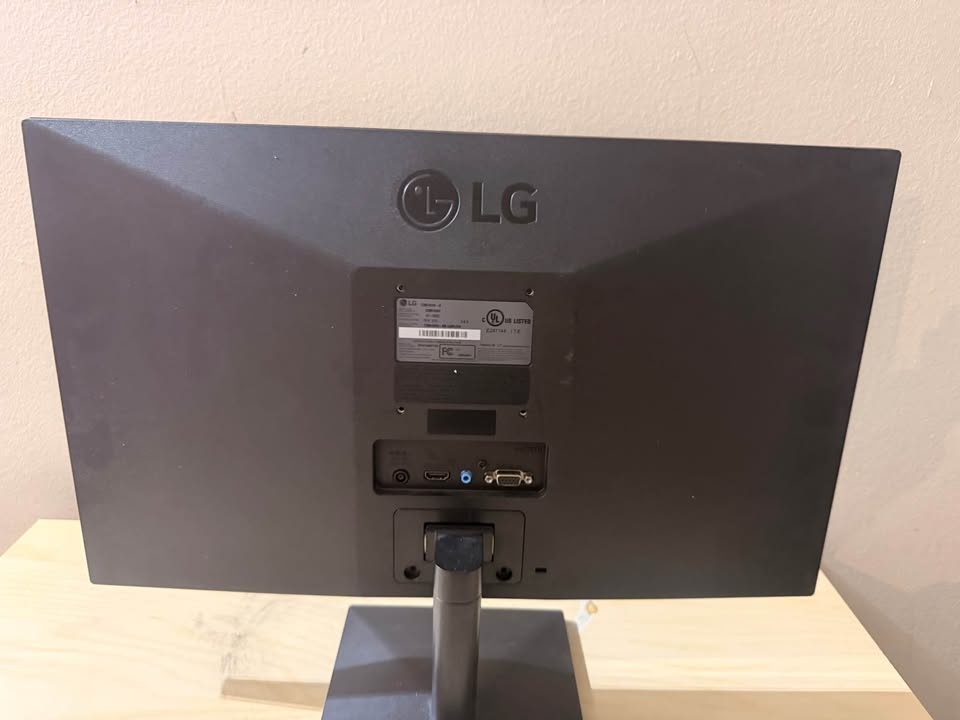 LG Monitor 22” HDMI - photo 2