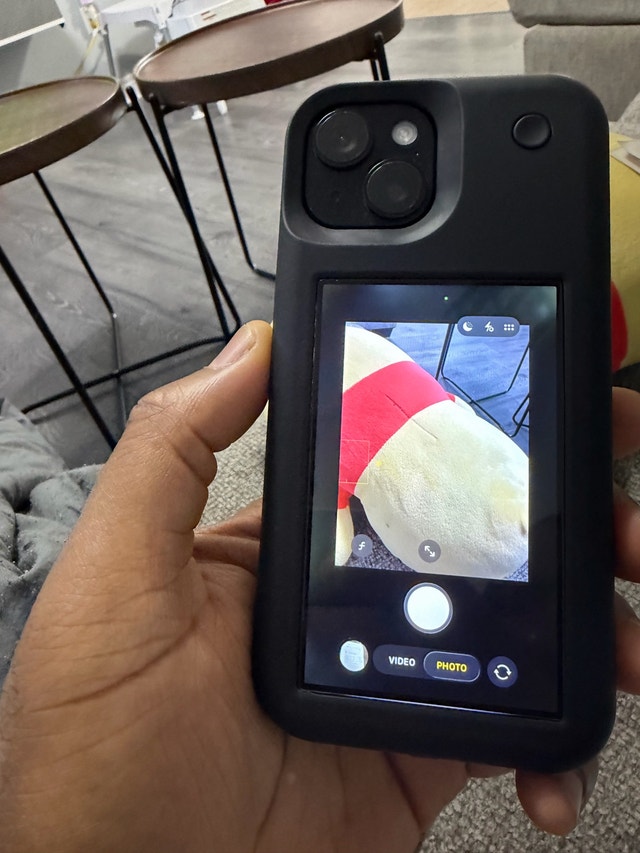 Smart Life iPhone 15 Case with LCD Screen - photo 3