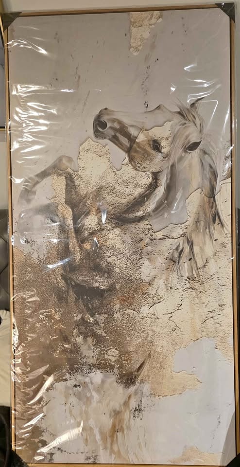 Large Abstract Horse Wall Art Canvas – 120 × 60 cm – Brand New