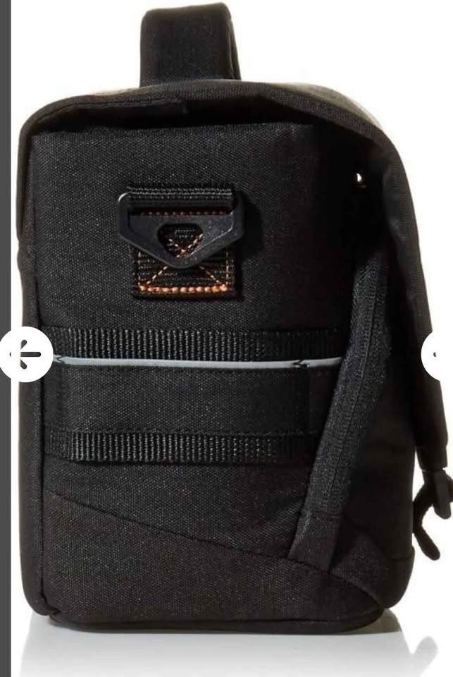 🏆Brand new Amazon Basics DSLR Camera Bag - Medium - photo 4