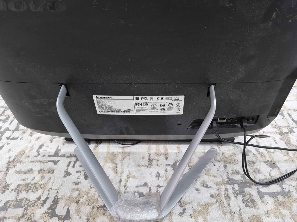 Lenovo C560 All in One Desktop Computer - photo 2