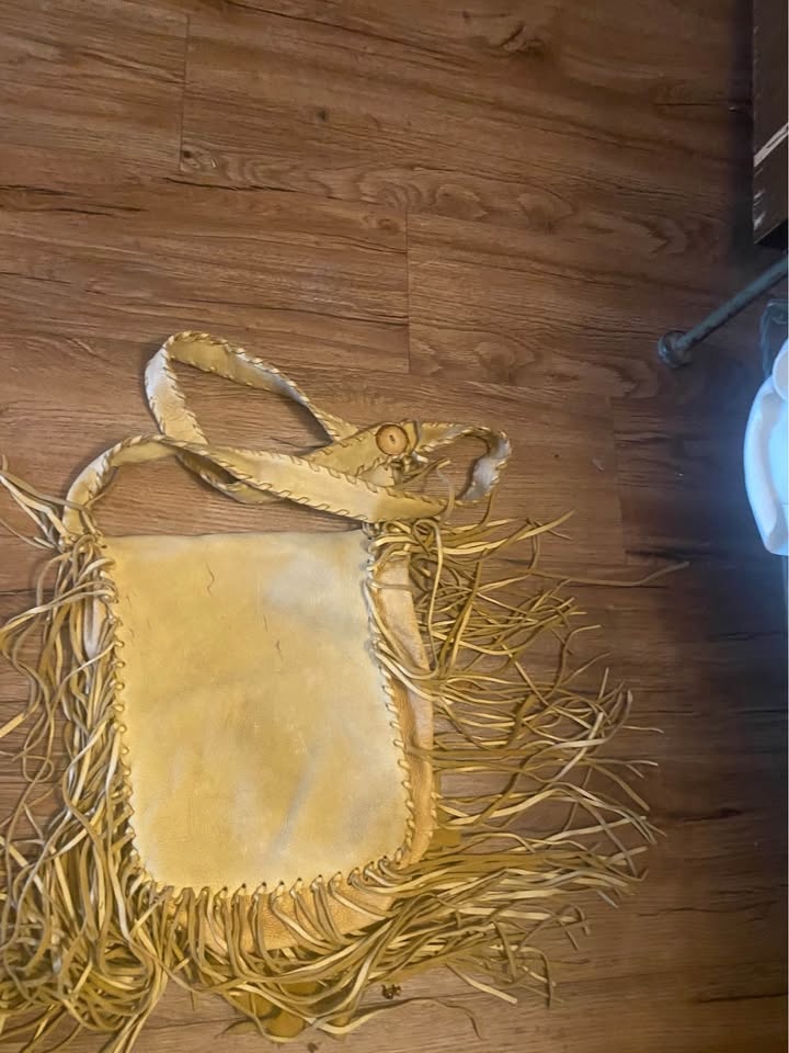 Native American Boho Leather Deerskin Fringed Crossbody Bag - photo 3