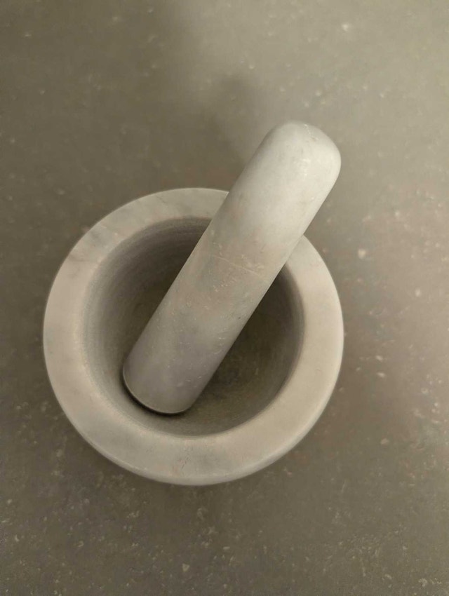 Marble Mortar and Pestle - photo 2