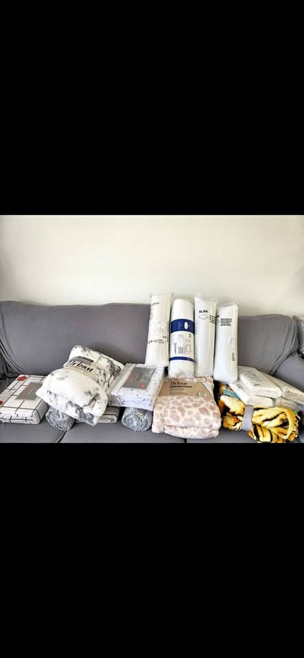 Bulk Bedding & Blanket Lot – All Sold Together