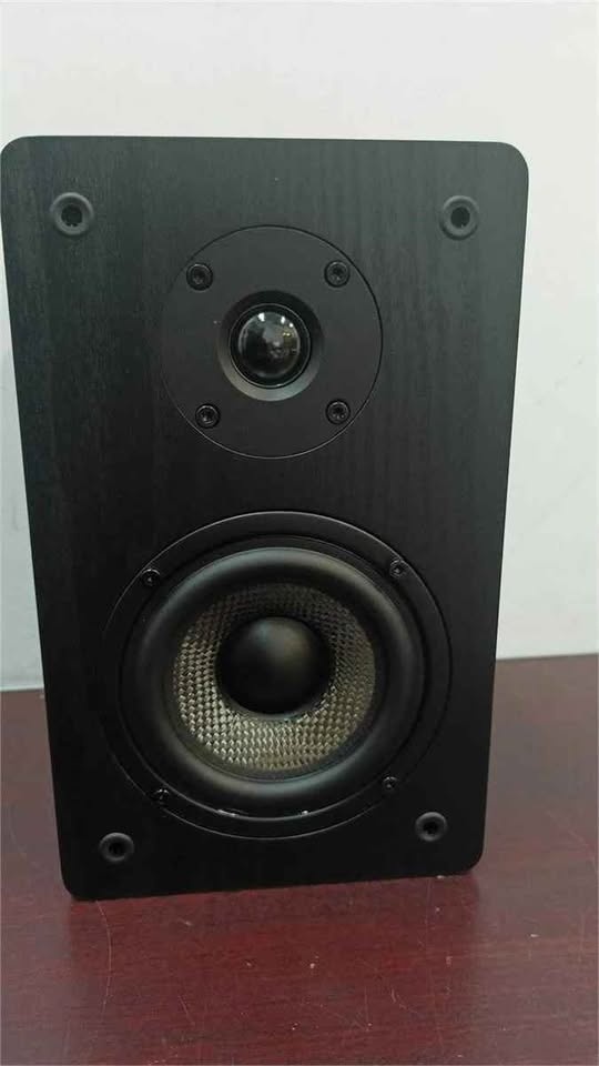 Kanto YU Passive 5.25" Bookshelf Speakers - Matte Black - photo 2