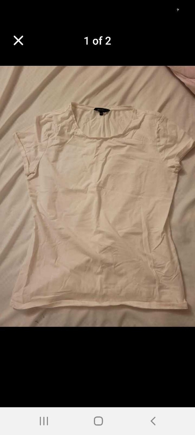 RW&CO. T-Shirt - Size Medium