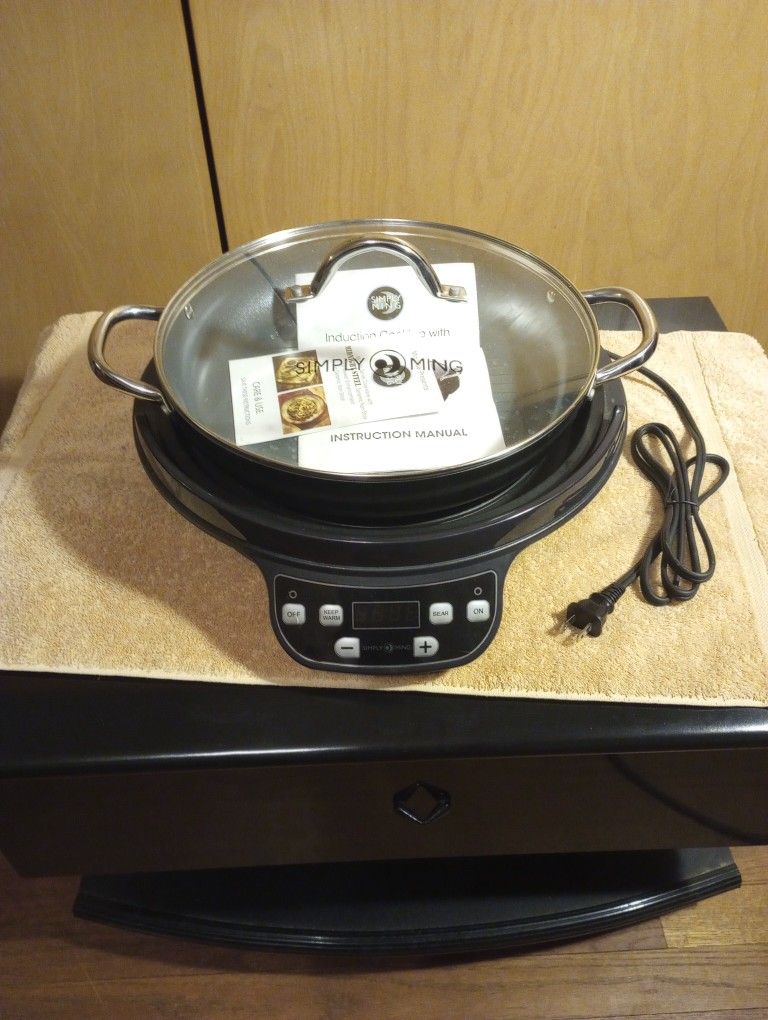 Simply Ming Induction Cooktop With 12" Grill Pan