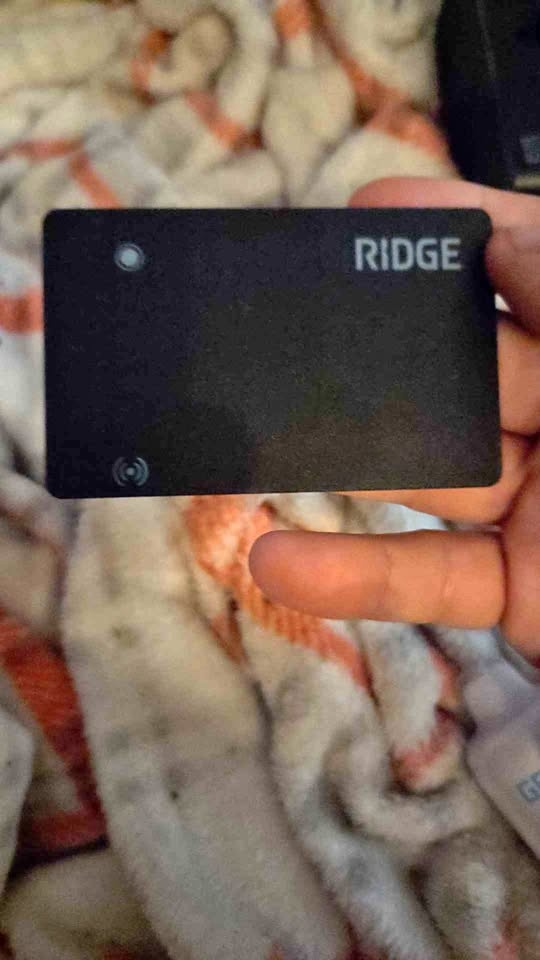 Ridge Wallet Tracker - Apple FindMy
