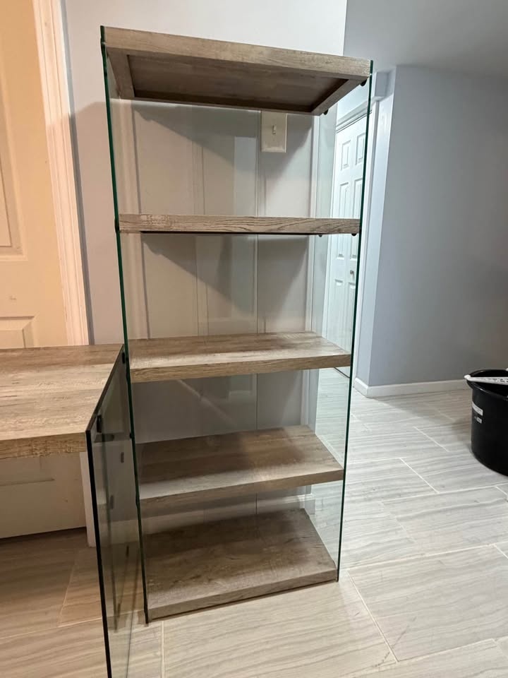 Computer Desk and Matching Bookshelves - photo 2