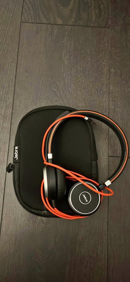 🥕 Headphones with microphone - Jabra