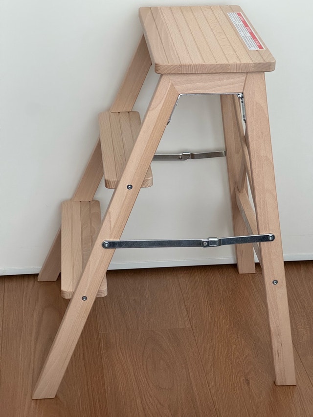 Folding Step Stool in Beech Wood - photo 2
