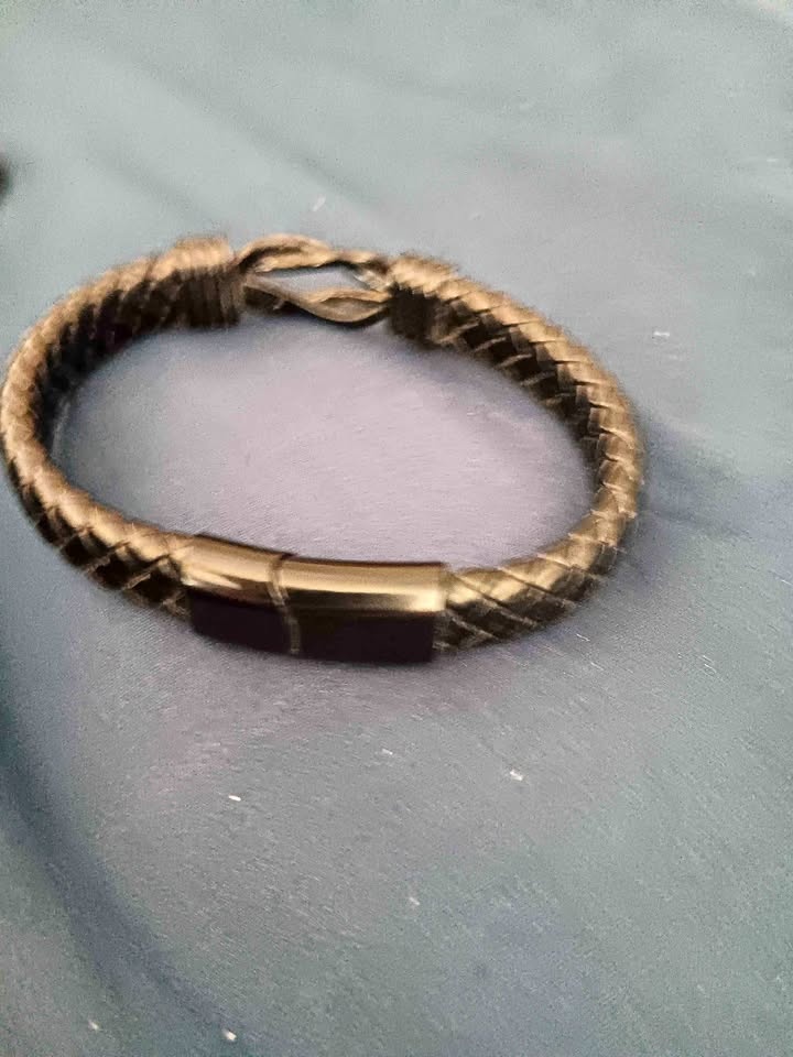 Infinity bracelet