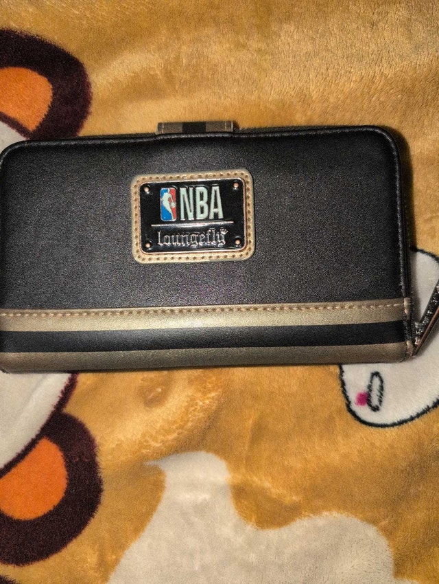 Loungefly Raptors Wallet - photo 4