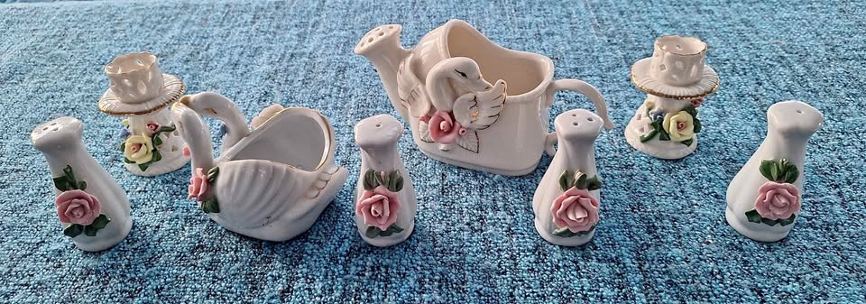 Table Service Set