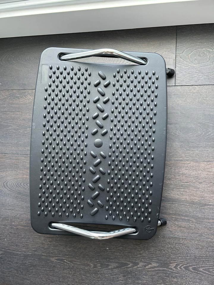 Adjustable Foot Rest 🥕 - photo 2