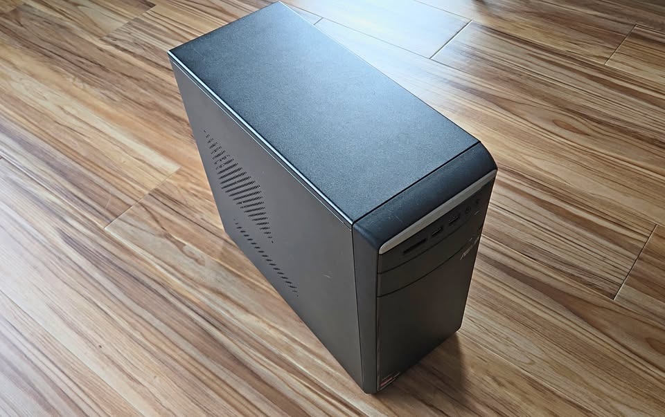 Asus Desktop PC - i7 / 16gb DDR3 / GTX 750 Ti / 256gb SSD / Wifi