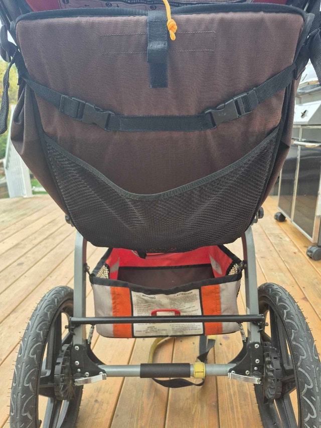 BOB Revolution Jogging Stroller - photo 5