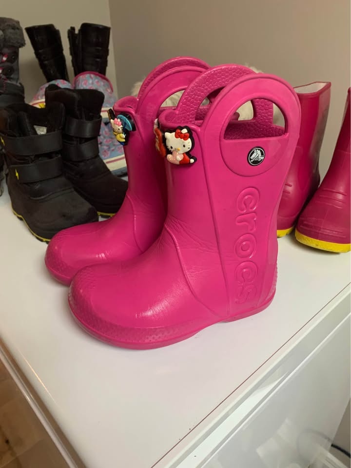 Crocs Rain Boots - Kids Size C11 - photo 2