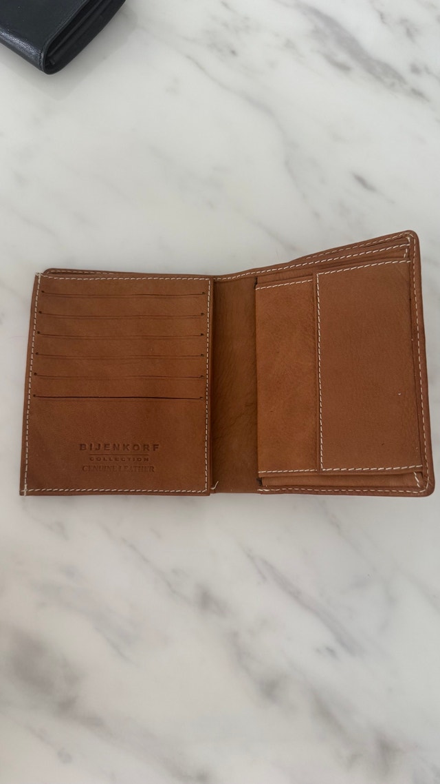 Bijenkorf Leather Wallet