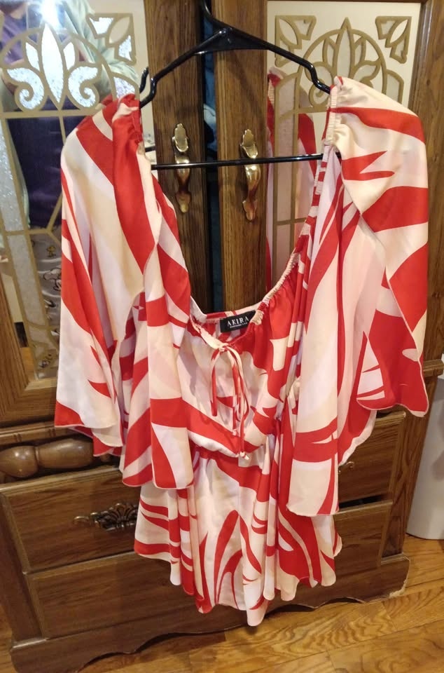 Various Women's Dresses - photo 3