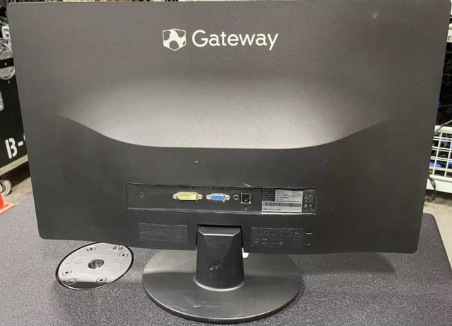 Gateway 21.5" LED Monitor - photo 2