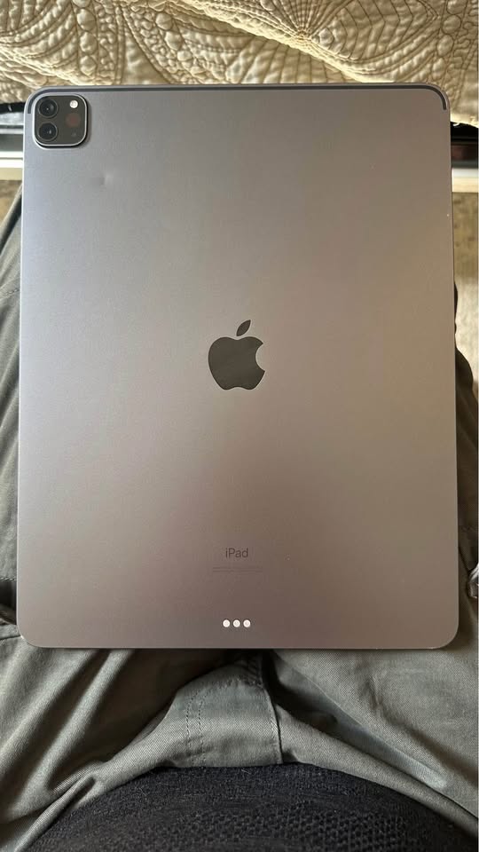 iPad Pro 12.9” 4th Gen 128GB - photo 2