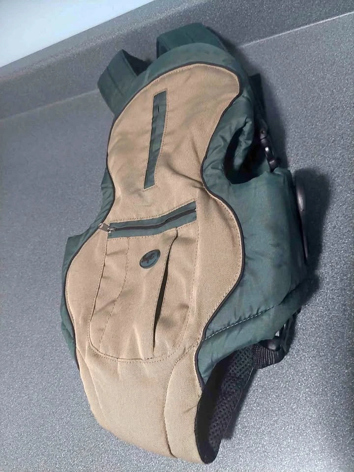 Snugli Evenflo Baby Carrier