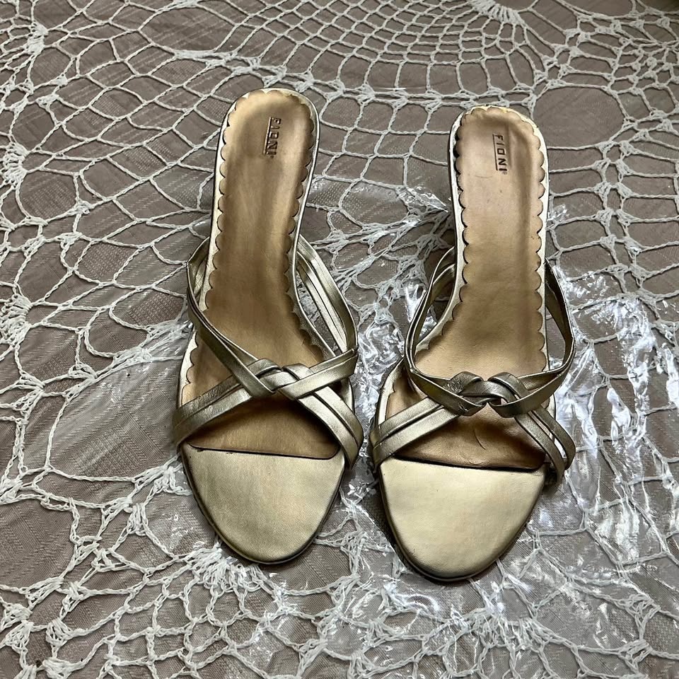 Ladies dress shoes 🏆
