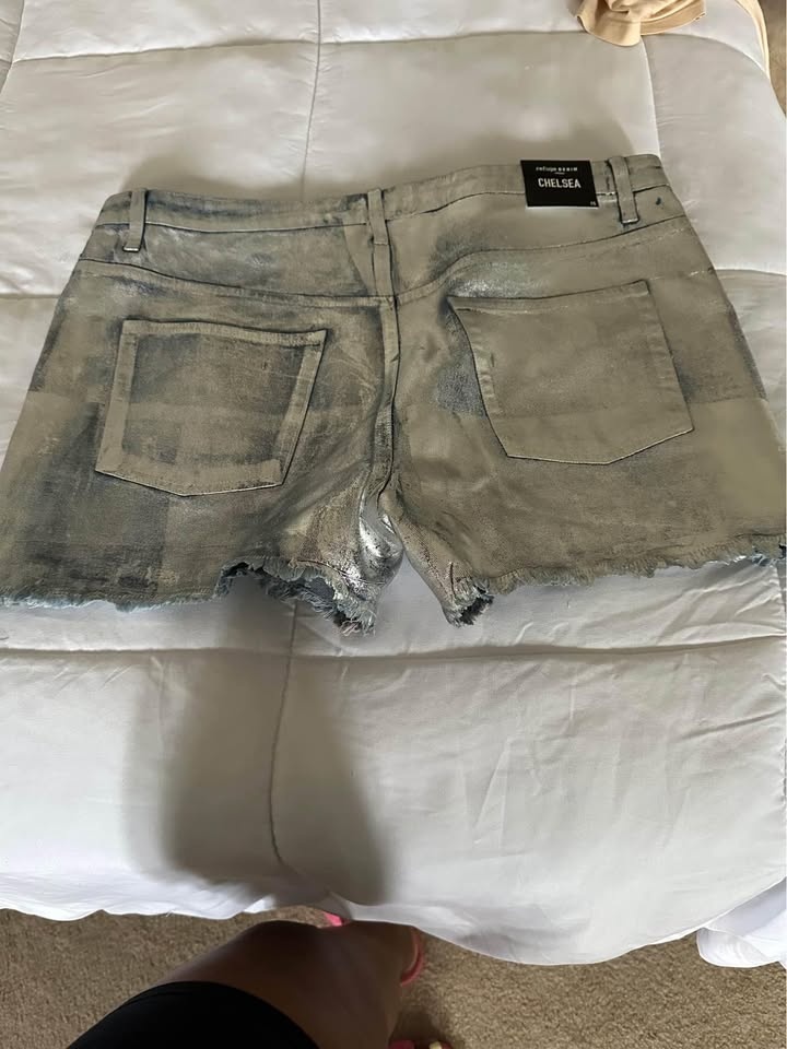 Refugee Denim Chelsea Metallic Shorts - photo 2