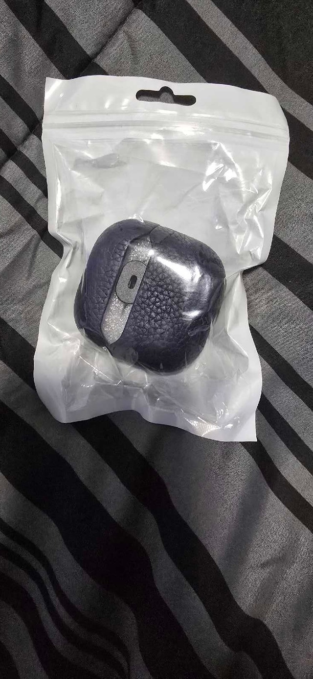 Huawei FreeClip 2 Leather Case - photo 4