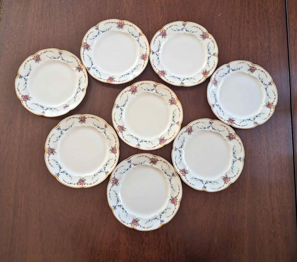 Set of 8 Vintage Haviland Limoges Victoria Dessert Plates