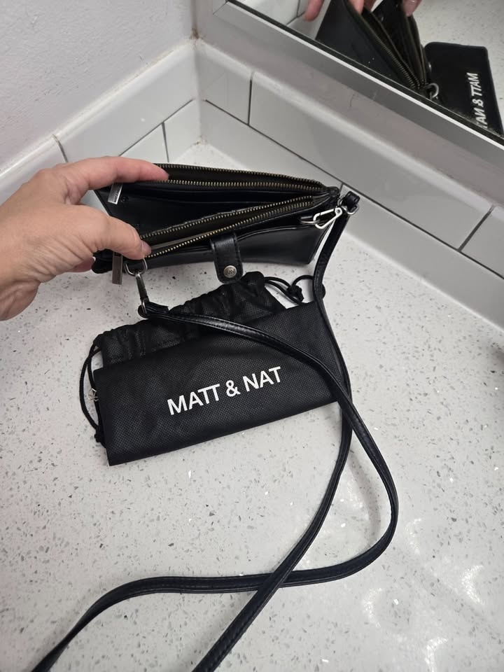 MATT & NAT Crossover Black Cell Phone Holder & Wallet - photo 3