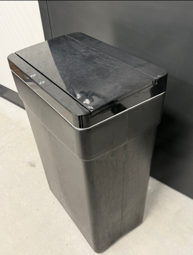 Trash can for sale - photo 2