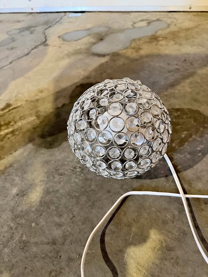 Crystal Ball Lamp