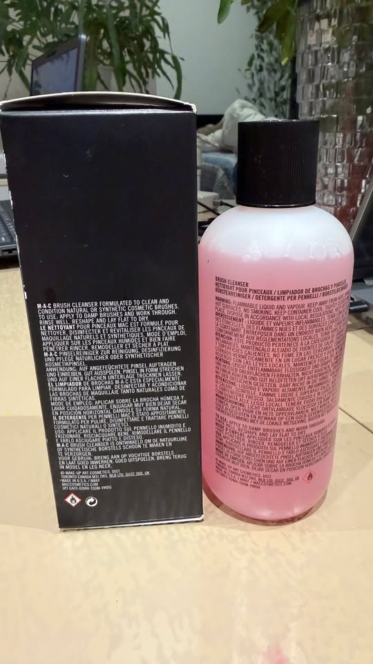 MAC Brush Cleanser – Brand New - photo 2