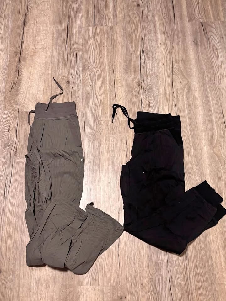 Lululemon Dance Studio Pants - Size 6