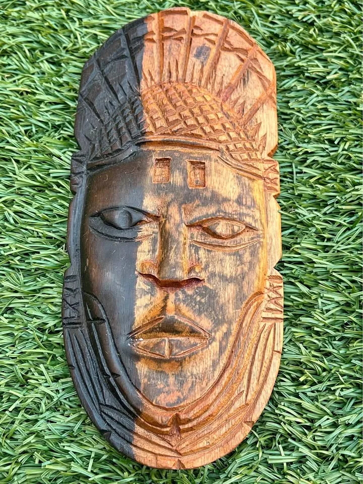 Vintage Hand-Carved African Wooden Tribal Mask – Two-Tone 9” thumbnail
