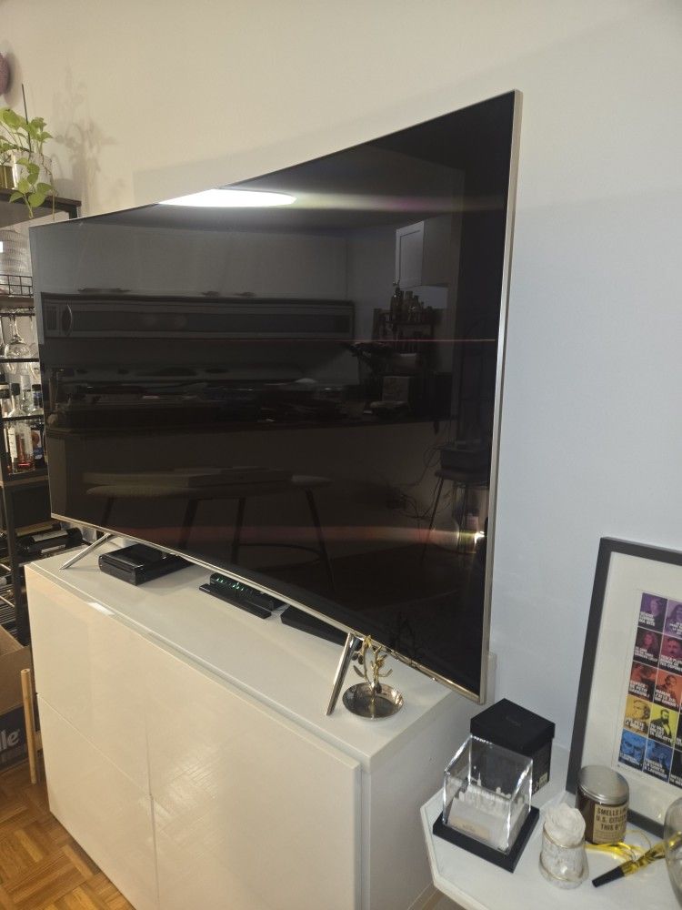 Samsung 65" Curved 4k Smart TV - photo 3
