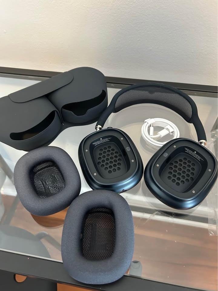 Apple AirPods Max (Space Gray) + Smart Case + Cable - photo 2