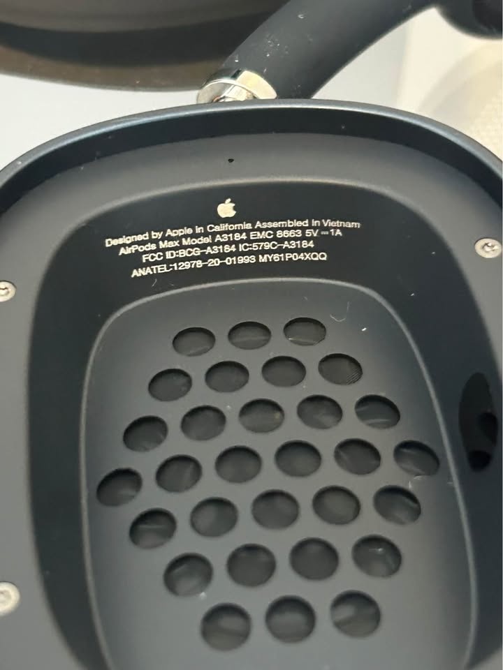 Apple AirPods Max (Space Gray) + Smart Case + Cable - photo 3