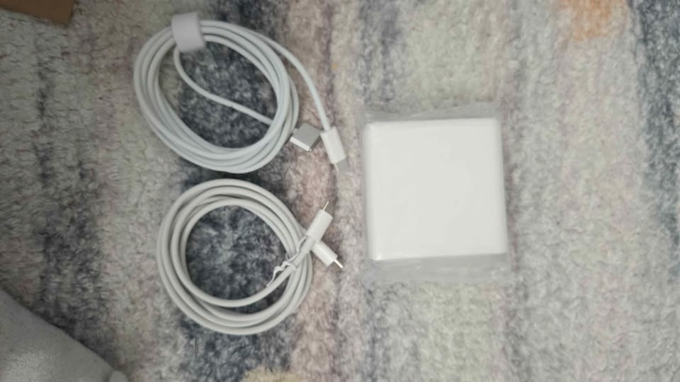96W Charger for MacBook Pro. Mag 3 to USB-C Cable - photo 4