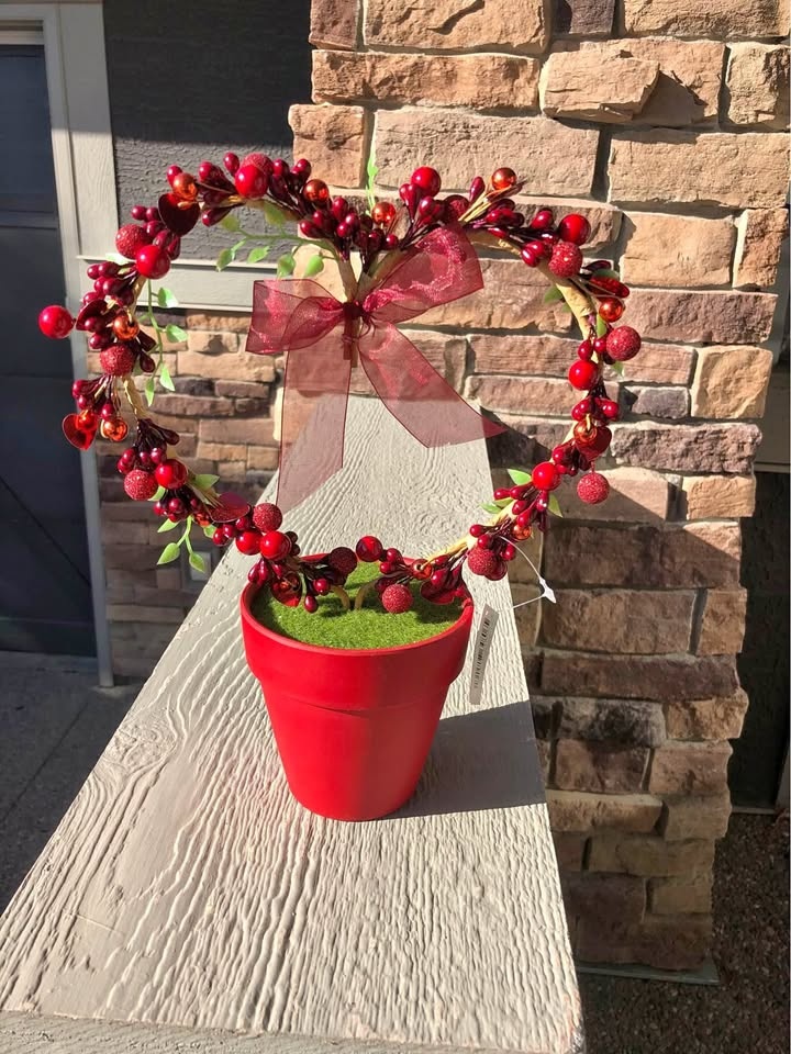 Valentine's Day Potted Heart Topiary
