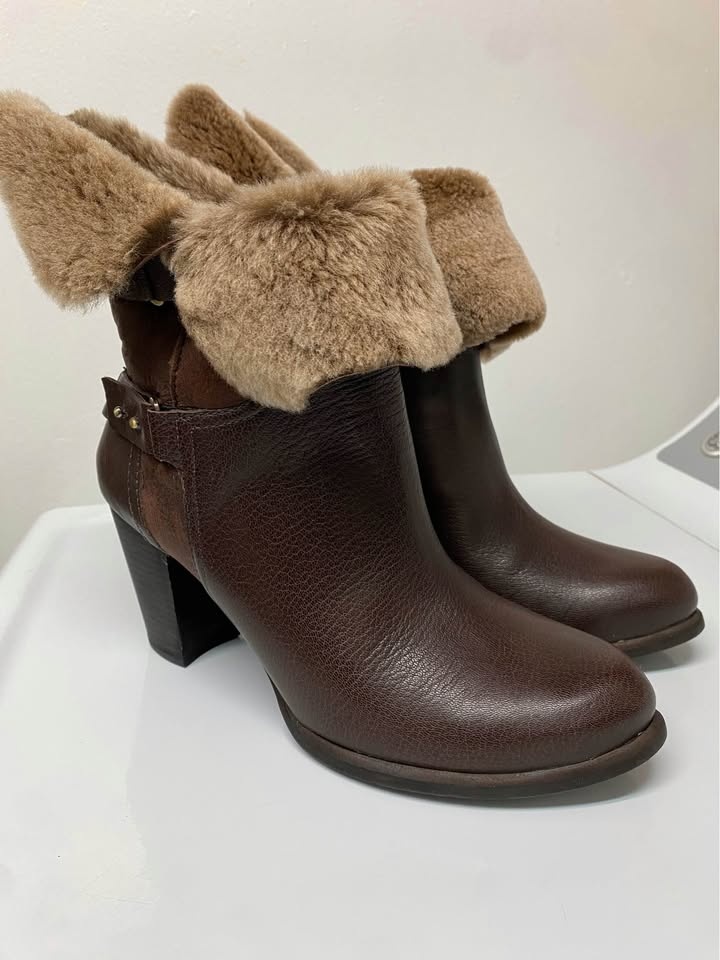 UGG Heel Boots - photo 2