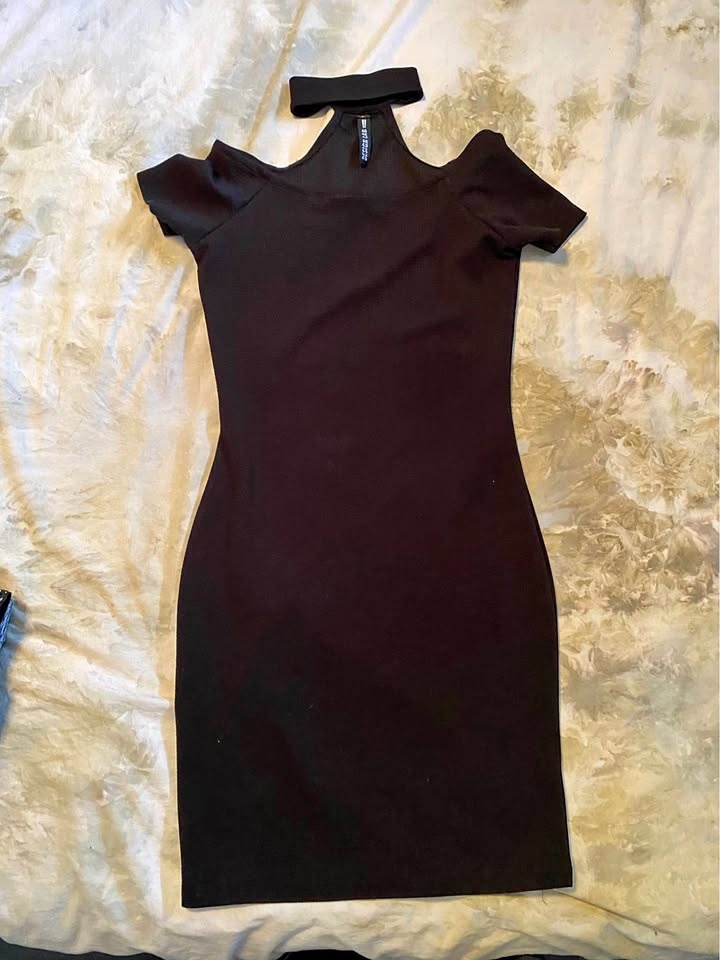 DESIGN LAB Black Dress